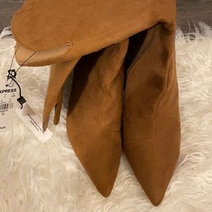 Cutout cone heel Western Boots